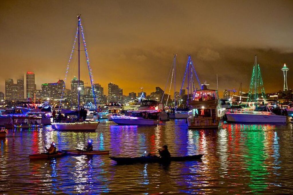 Annual Seattle Christmas Boat Parade Happening Saturday In Lake Union 