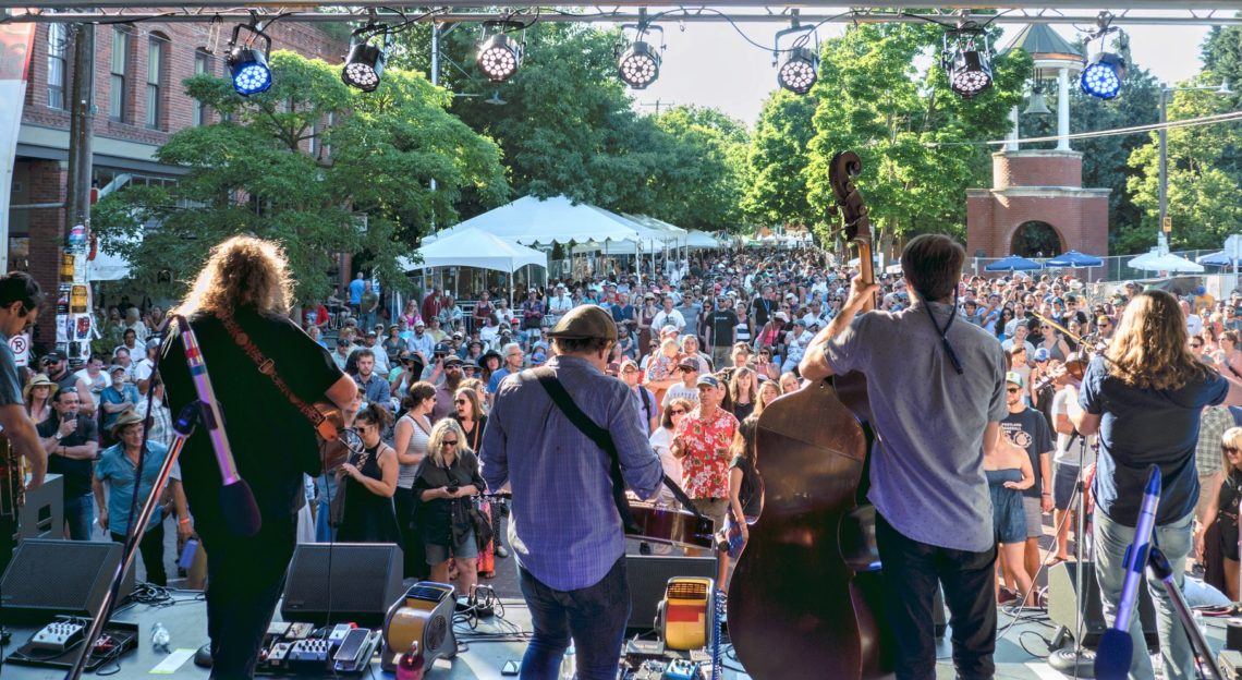 SeafoodFest to take over Ballard this weekend with music, vendors, and ...